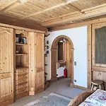 Terrazzo Prato Pernice Apt-12 By Interhome